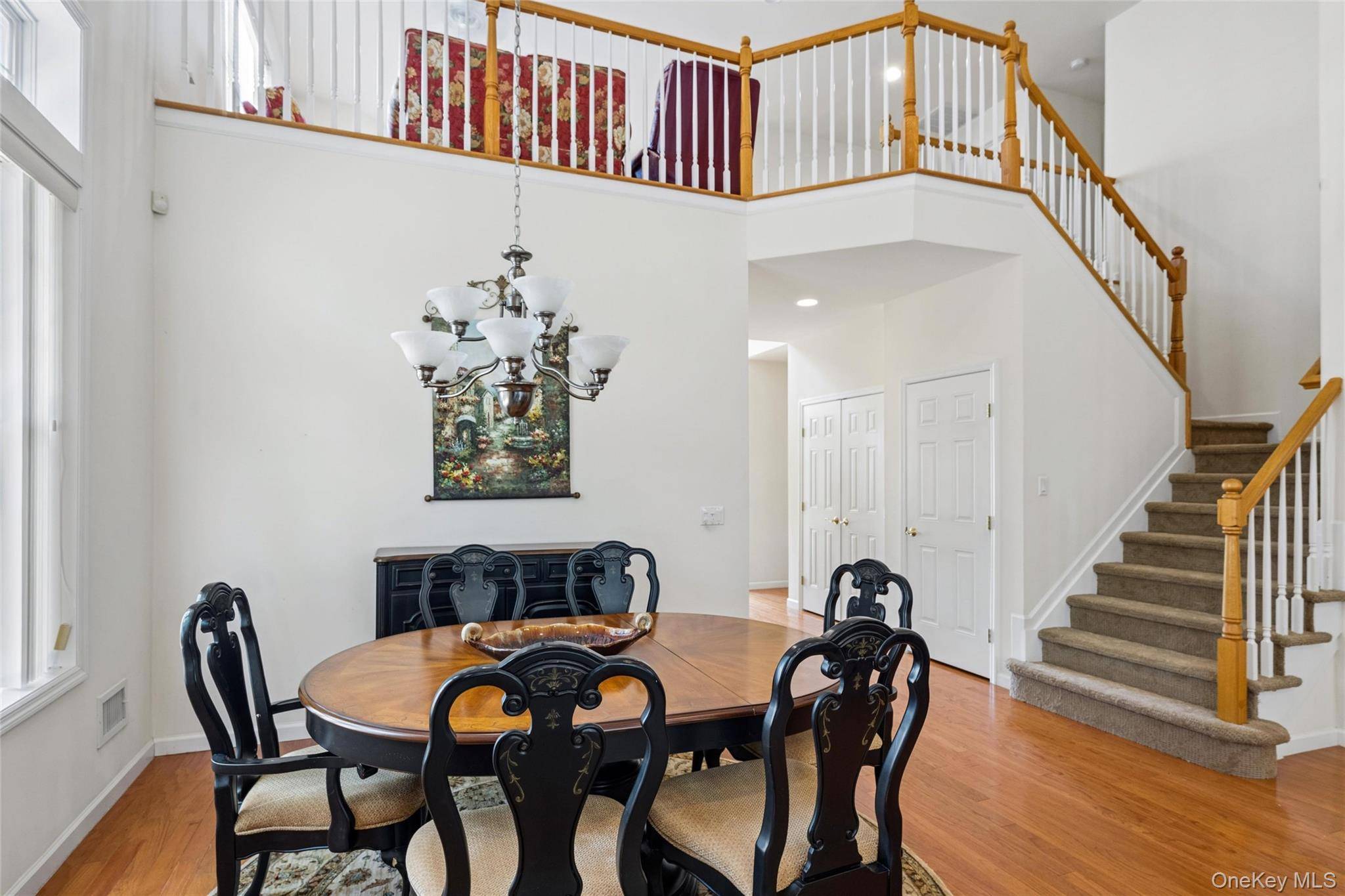 176 Melody CT, Eastport, NY 11941