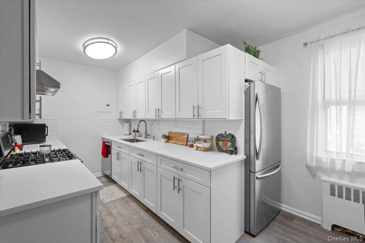 13 Bryant CRES #2K, White Plains, NY 10604
