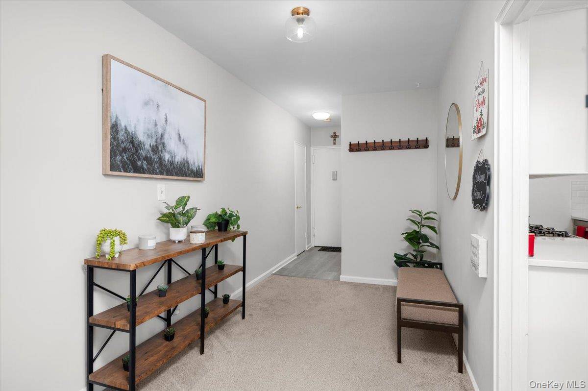 13 Bryant CRES #2K, White Plains, NY 10604