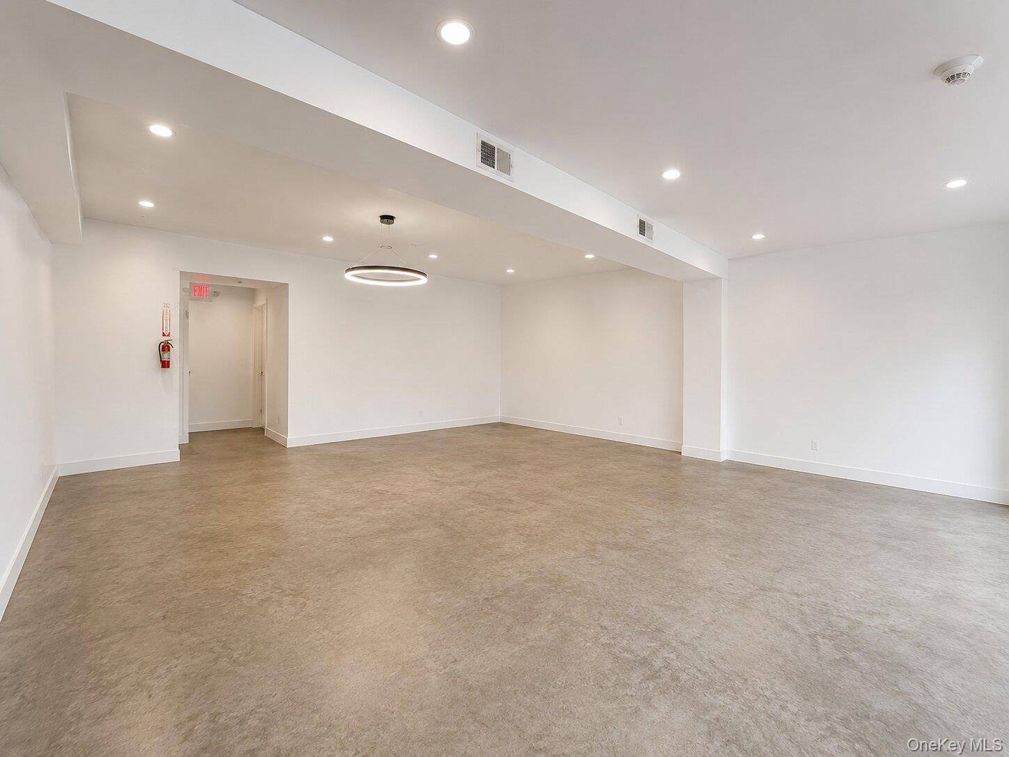 44 N Central AVE, Hartsdale, NY 10530