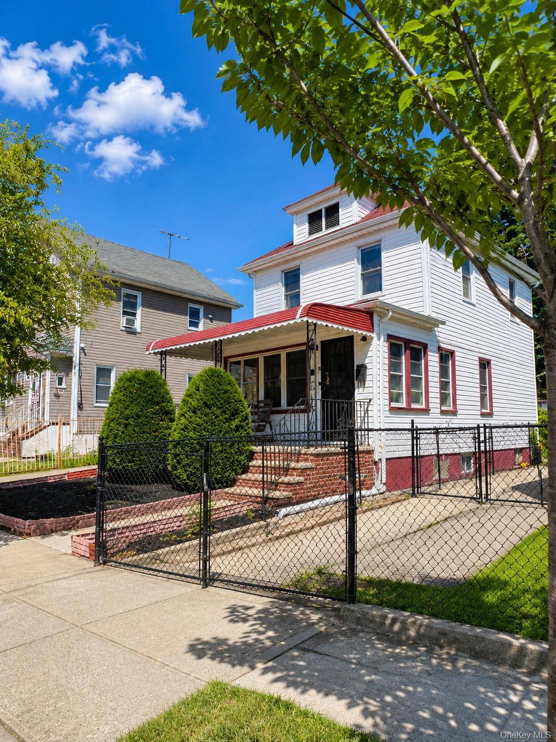 13121 223rd ST, Laurelton, NY 11413