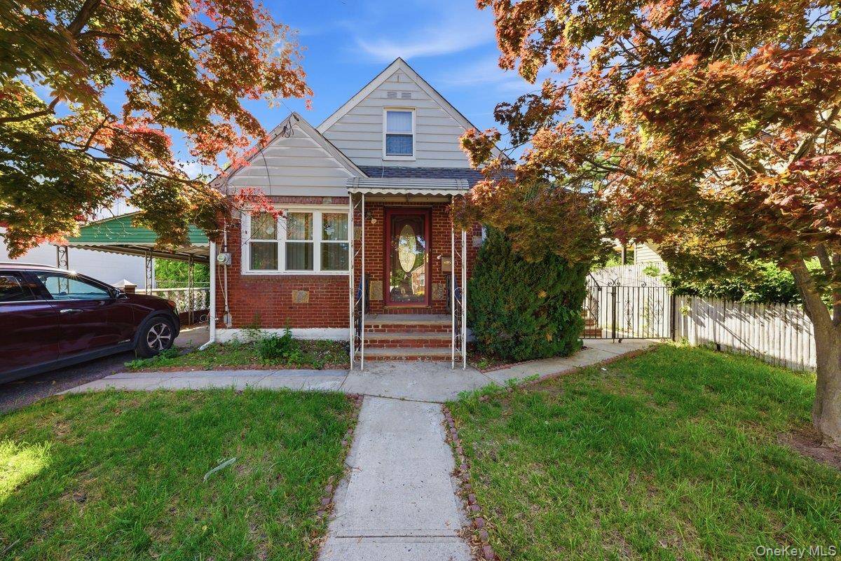 13170 221st ST, Laurelton, NY 11413