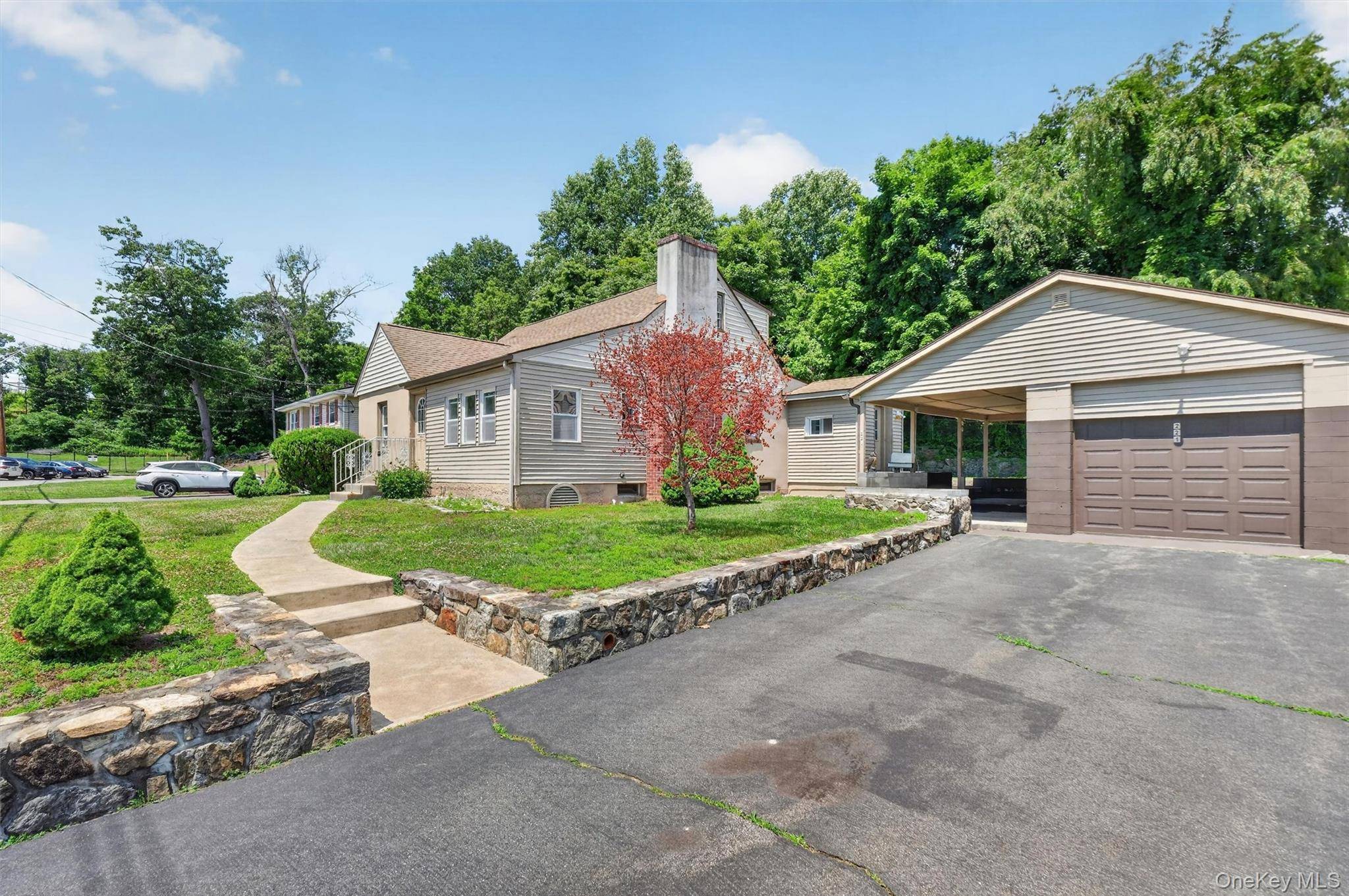 221 1st ST, Buchanan, NY 10511
