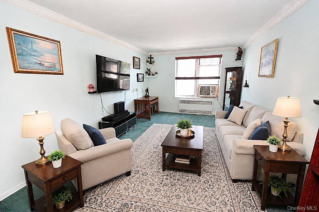 491 Riverdale AVE #6D, Yonkers, NY 10705