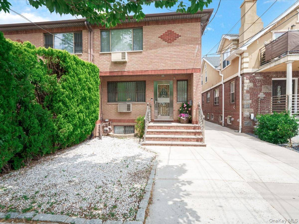 120-03 9th AVE, College Point, NY 11356