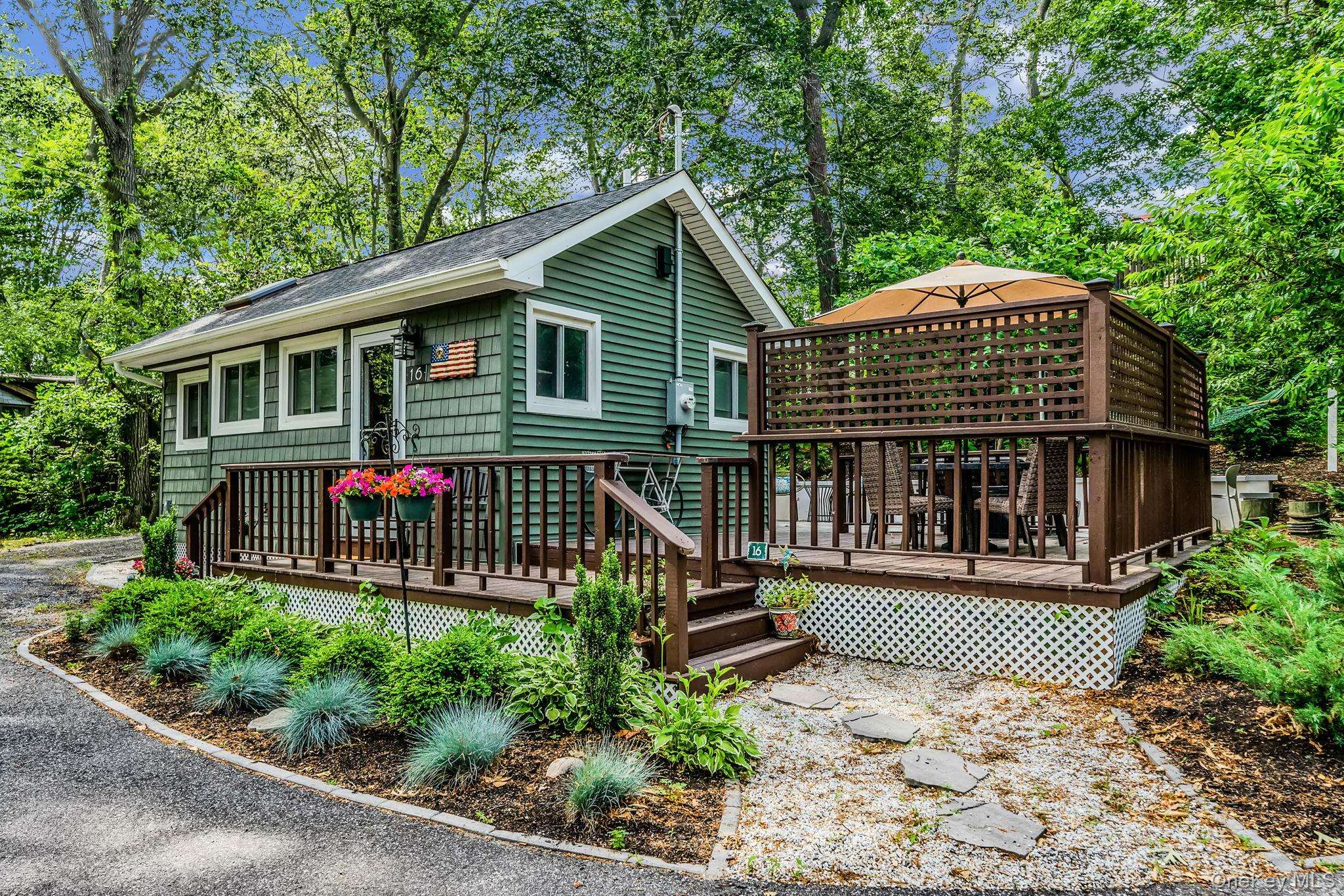 356 Oakleigh AVE #16, Baiting Hollow, NY 11933