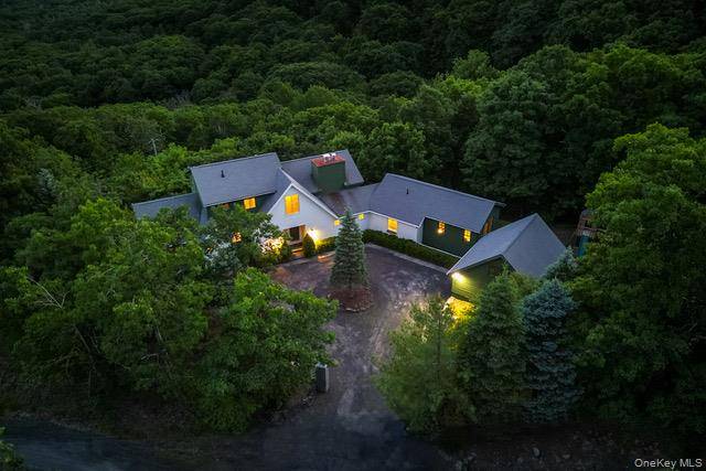 235 California Quarry RD, Woodstock, NY 12498