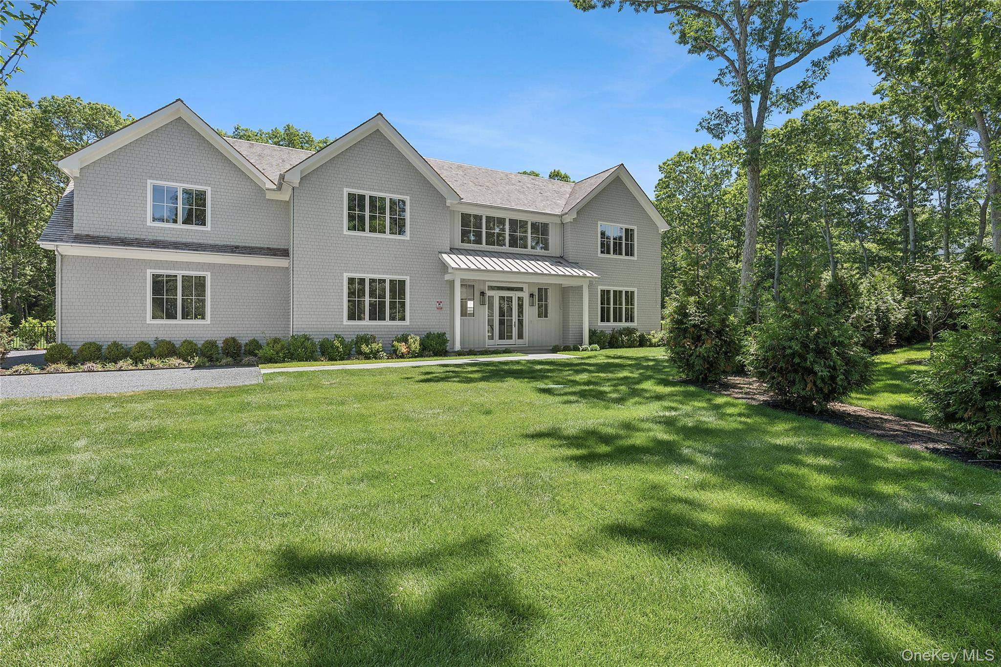 225 Norris LN, Bridgehampton, NY 11932