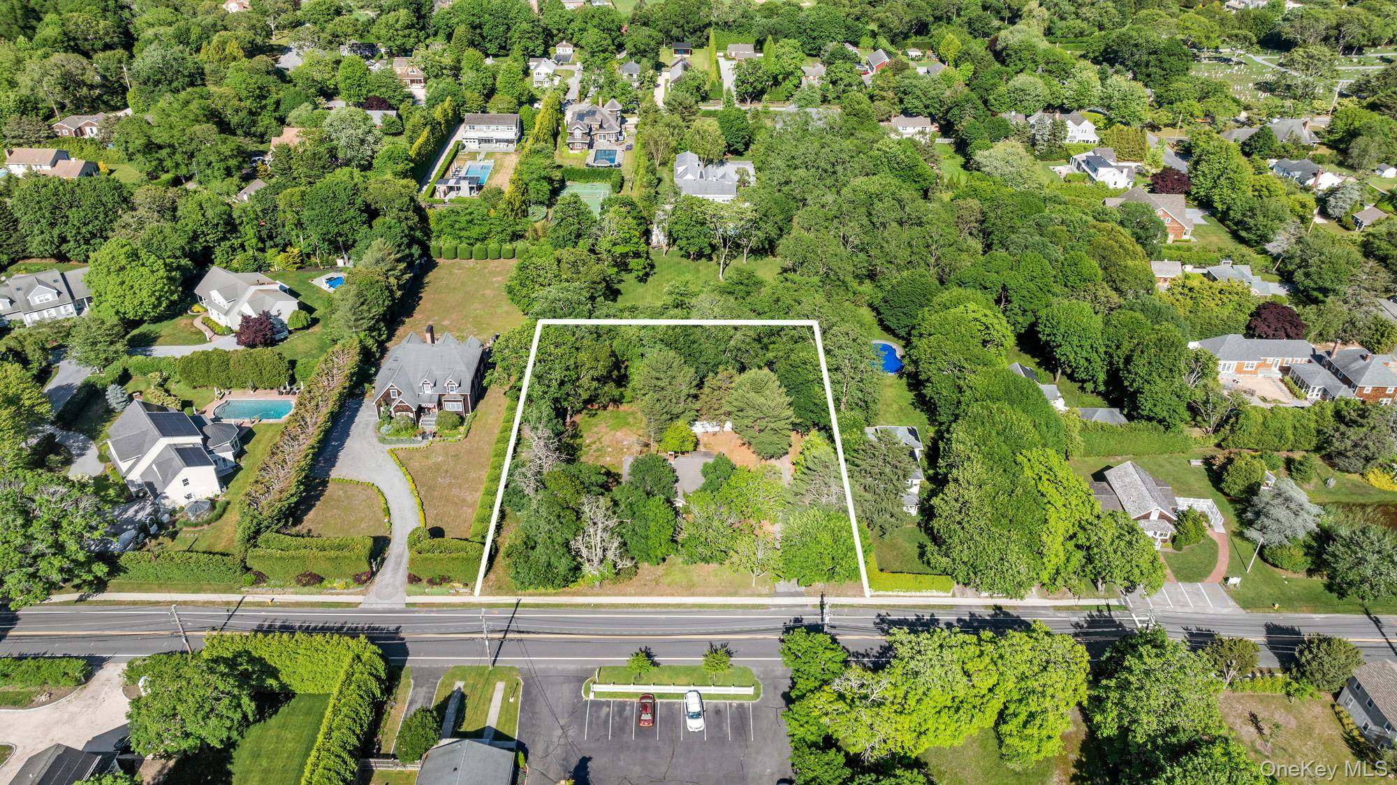 108 Jessup AVE, Quogue, NY 11959