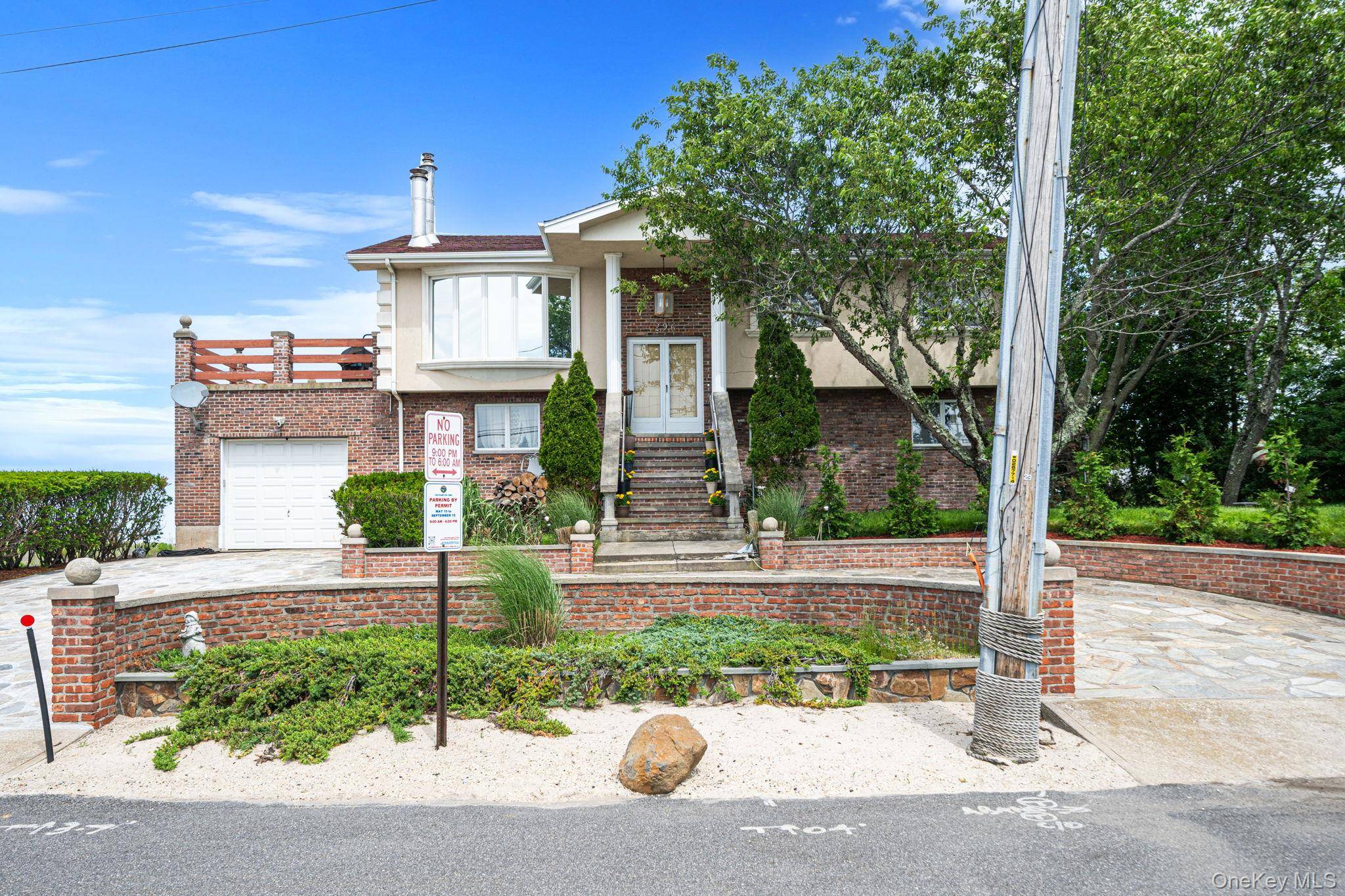 296 Longneck BLVD, Flanders, NY 11901