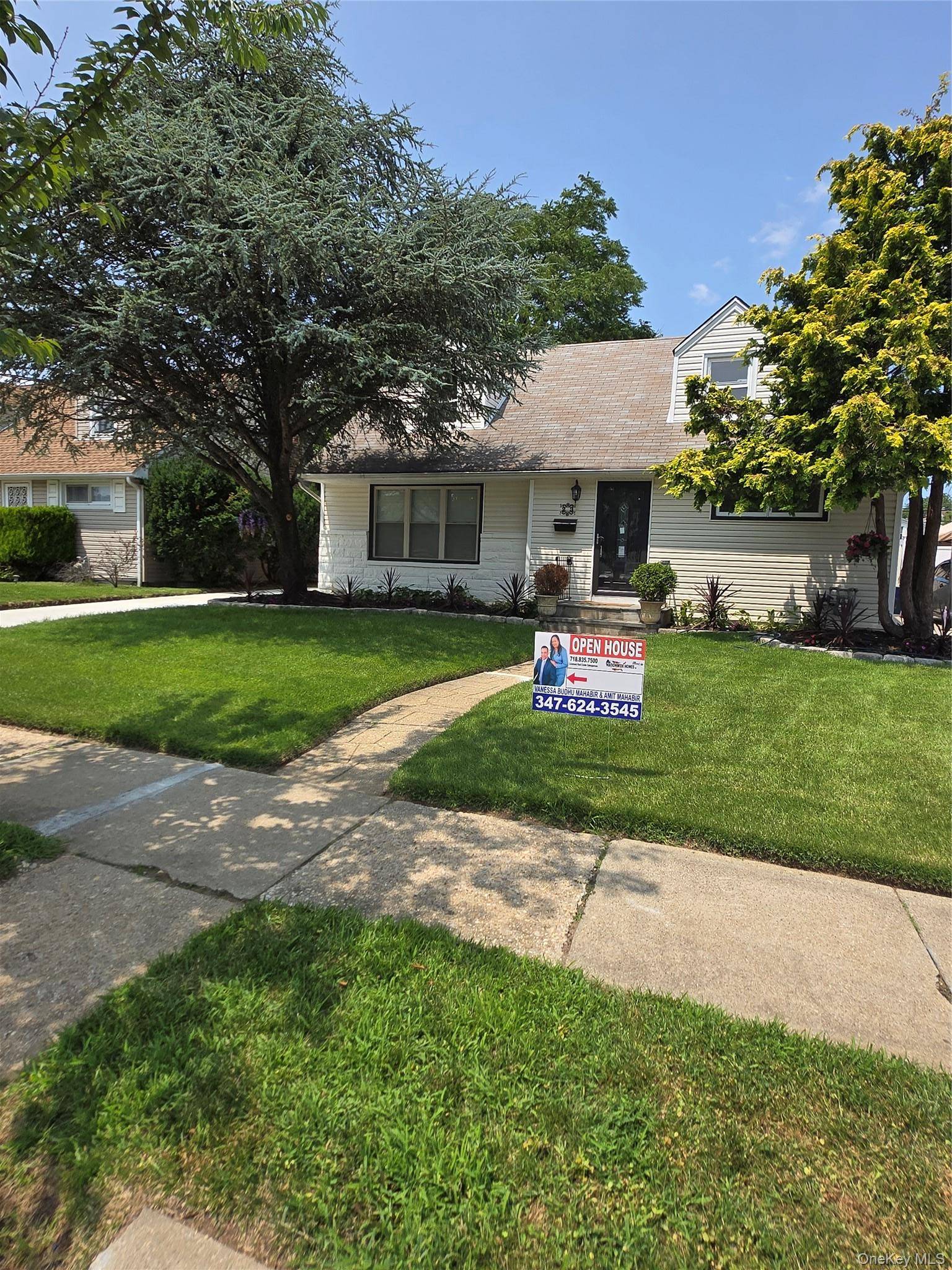 23 Harriman AVE, Hempstead, NY 11550