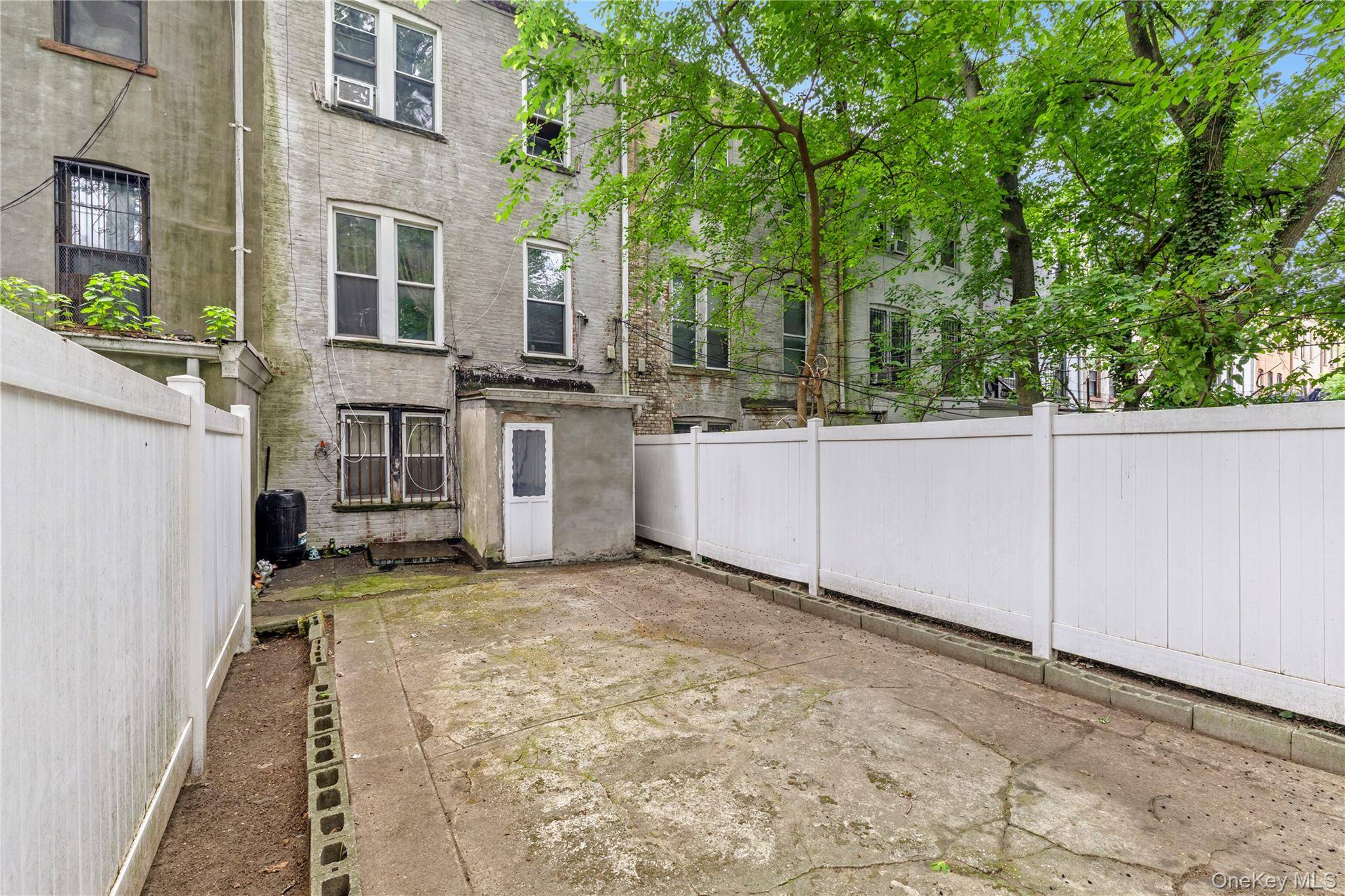 695 Park PL, Brooklyn, NY 11216