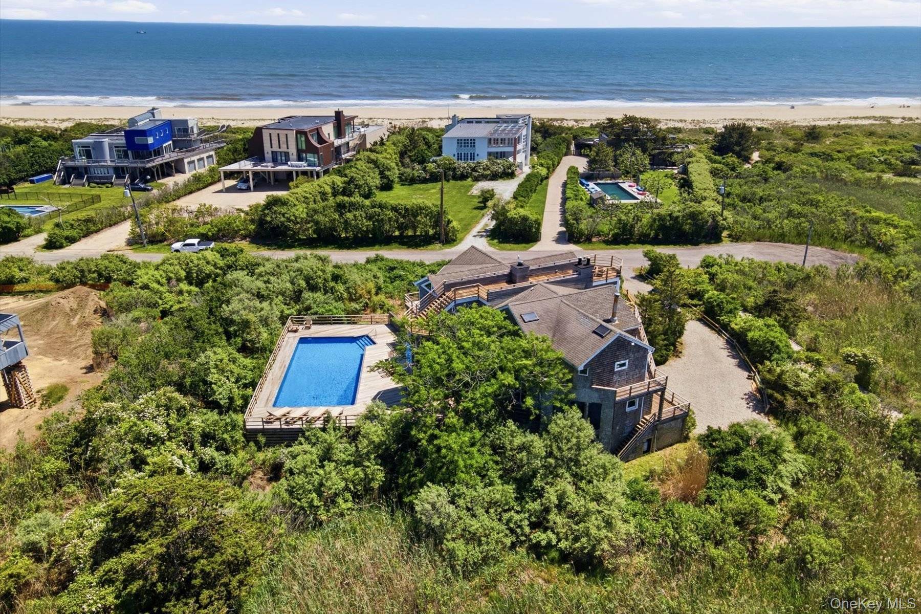 137 Sandune CT, Sagaponack, NY 11962