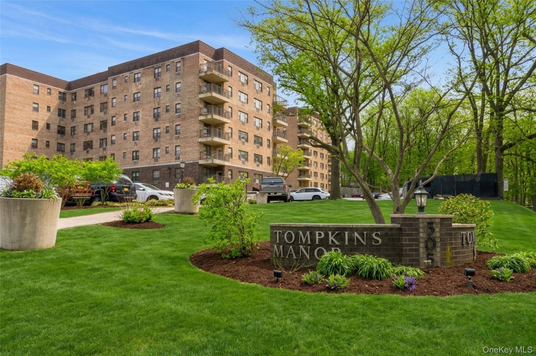 505 Central AVE #618, White Plains, NY 10606