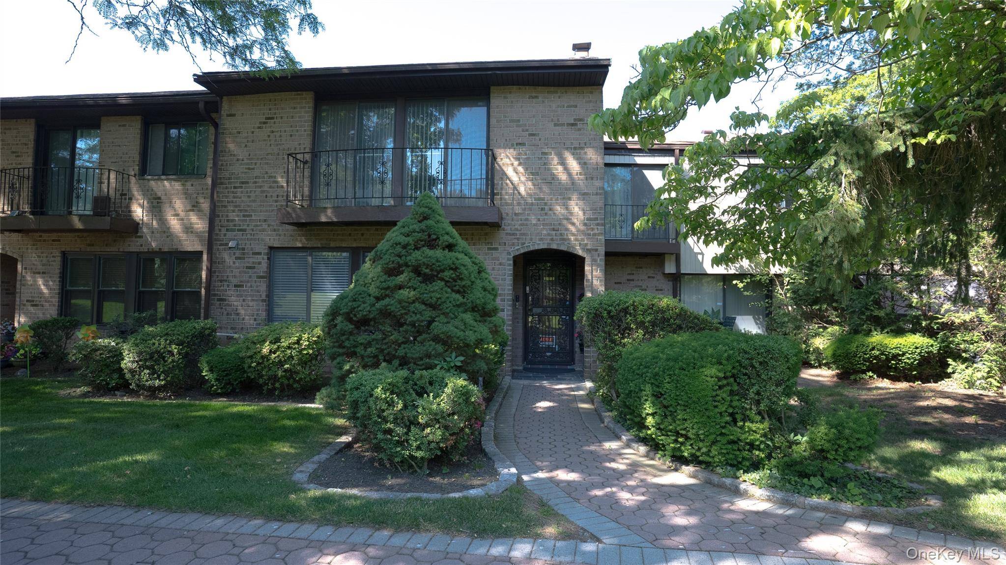 11 Jackson #74, Scarsdale, NY 10583