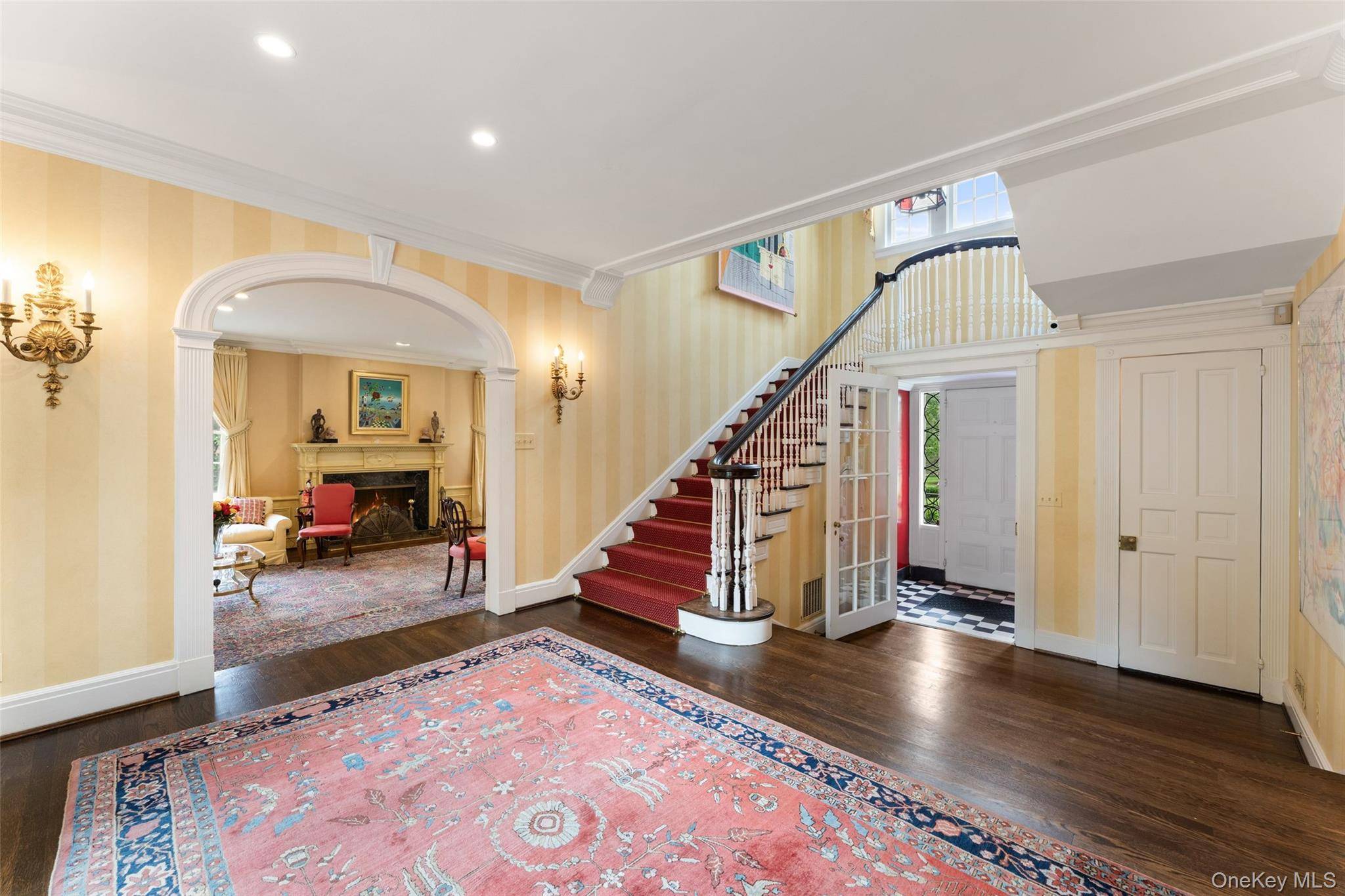21 Dolma RD, Scarsdale, NY 10583
