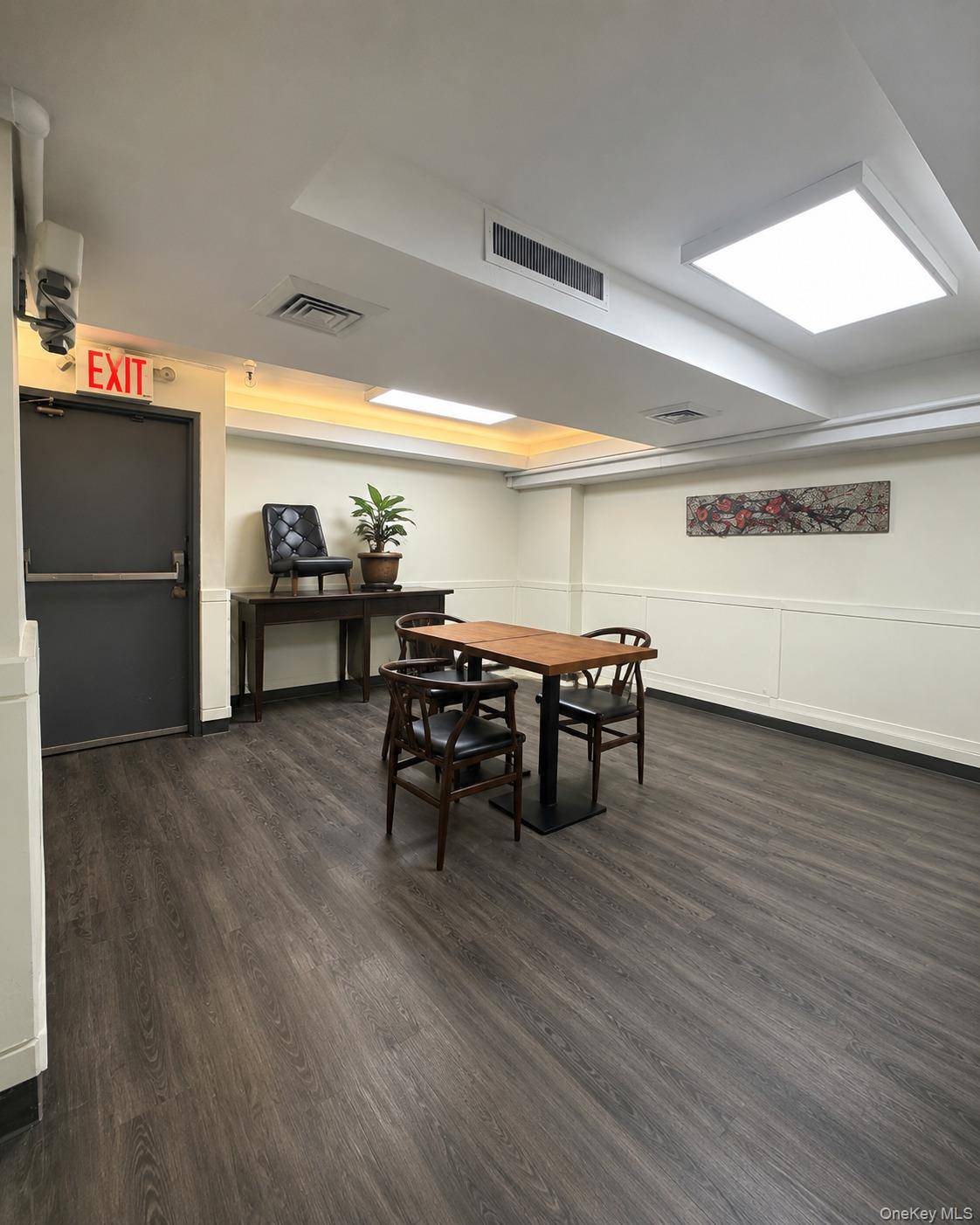 48 W 48th ST, New York (manhattan), NY 10036