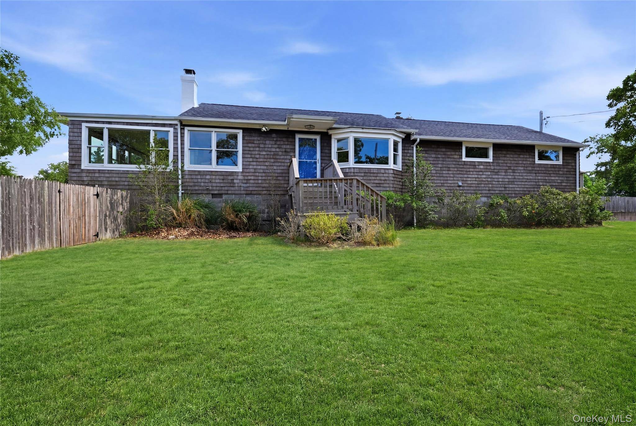 57 Moon AVE, Flanders, NY 11901