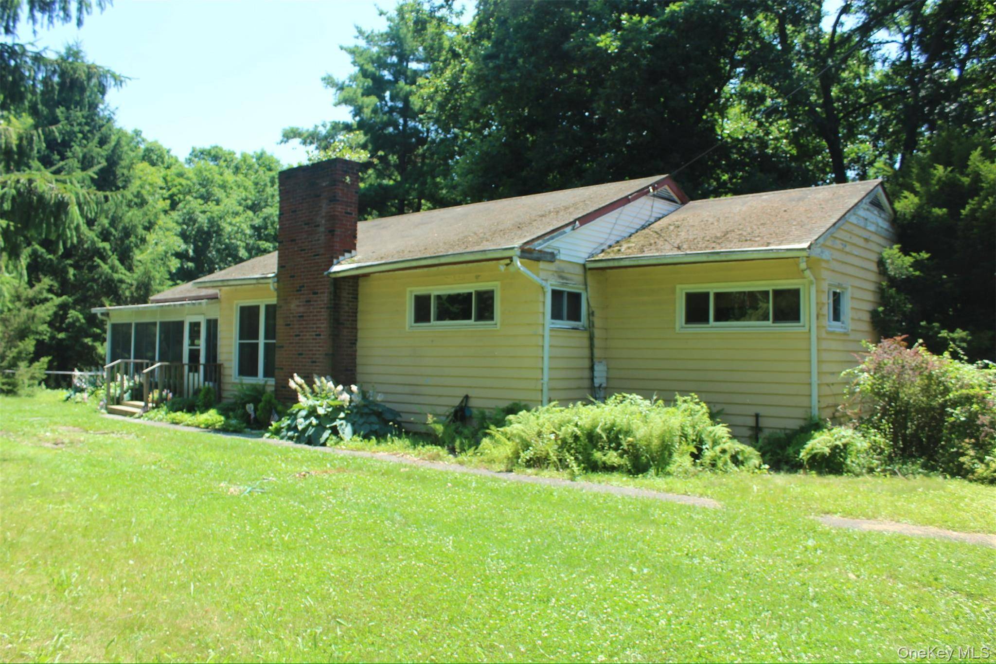 18 Wicks AVE, Pine Plains, NY 12567