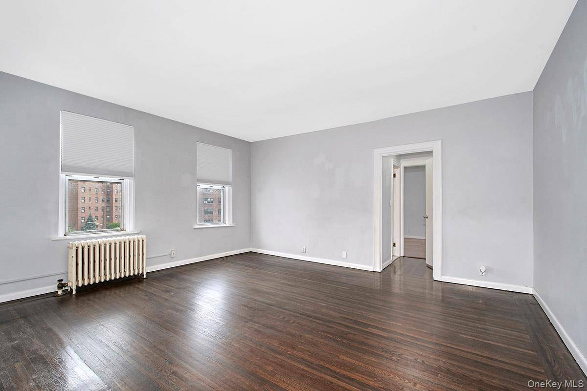 472 Gramatan AVE #DD3, Mount Vernon, NY 10552