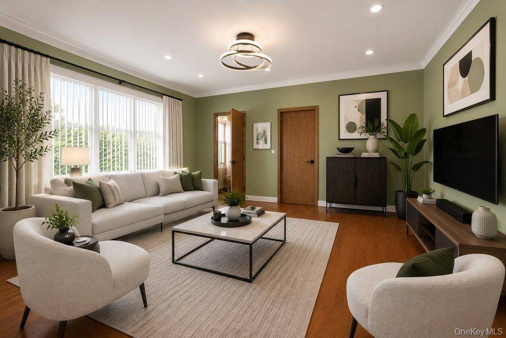 Address not disclosed, Rosedale, NY 11422