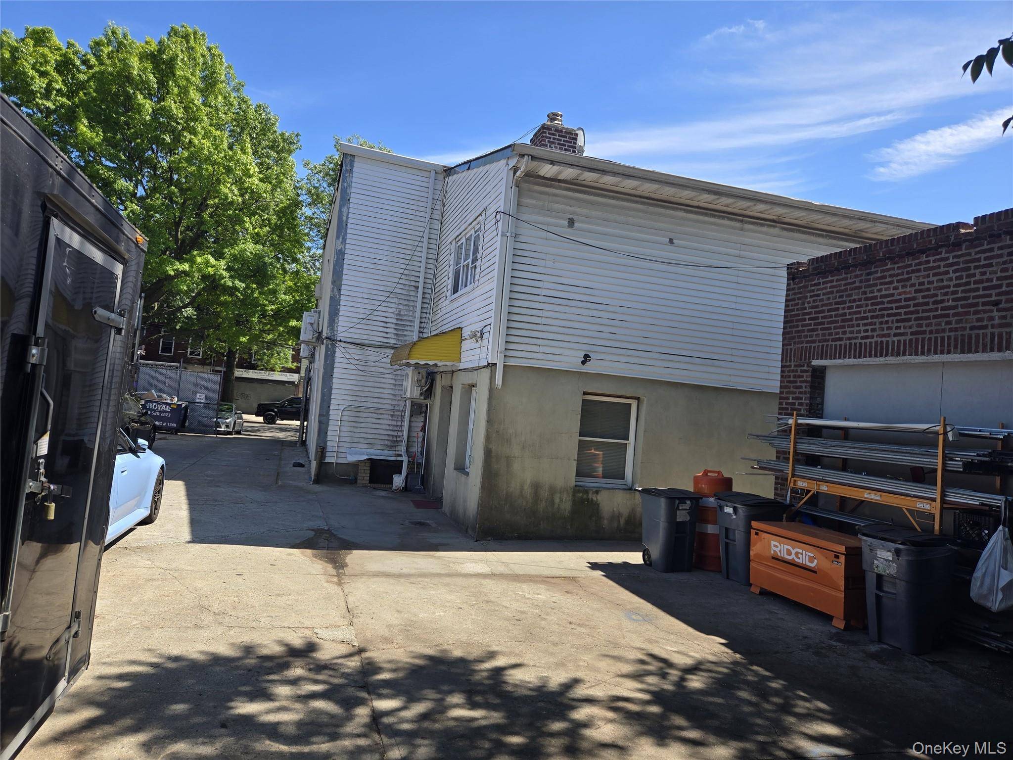 86-11 101st AVE, Ozone Park, NY 11416