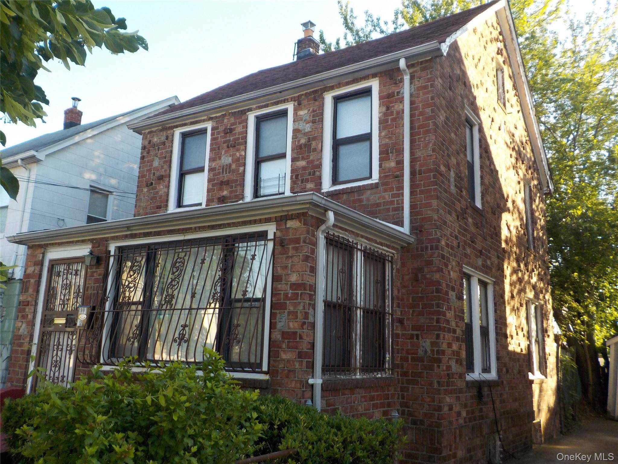11342 194th ST, Saint Albans, NY 11412