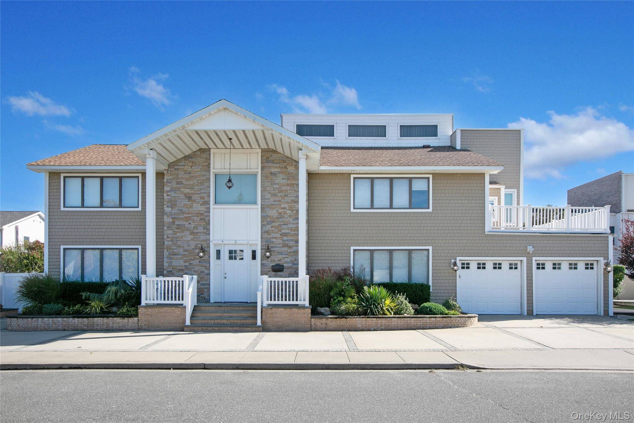 5 Kensington, Lido Beach, NY 11561