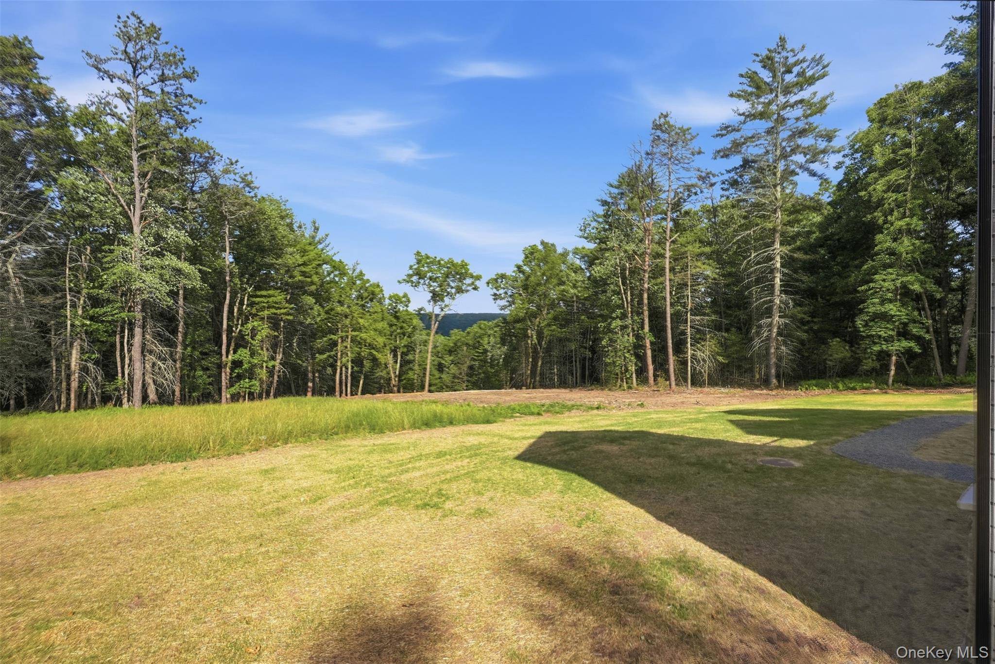 300 Van Tuyl RD, Barryville, NY 12719