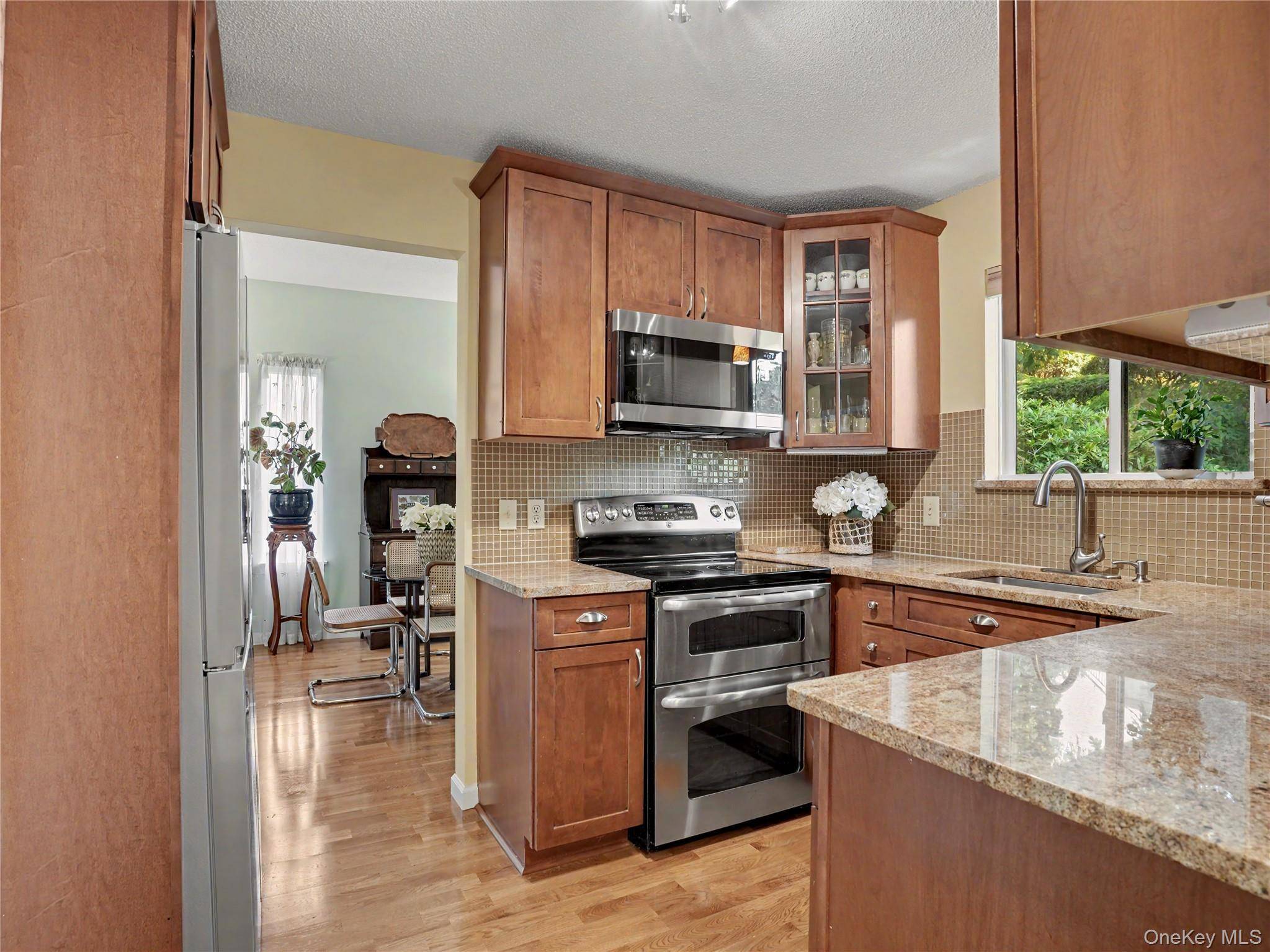 128 Heritage Hills DR #B, Somers, NY 10589