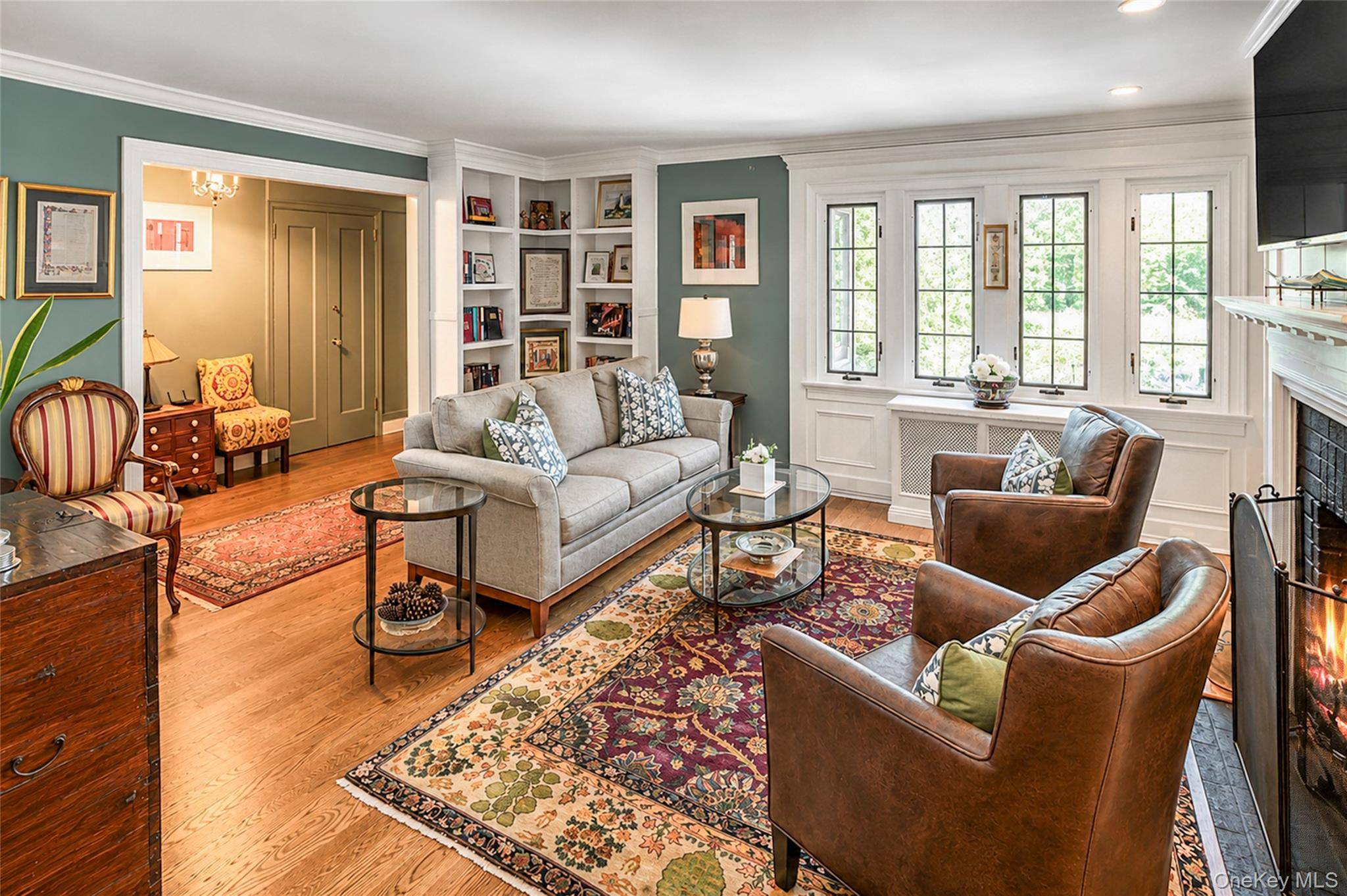 17 Beechtree LN #2E, Bronxville, NY 10708
