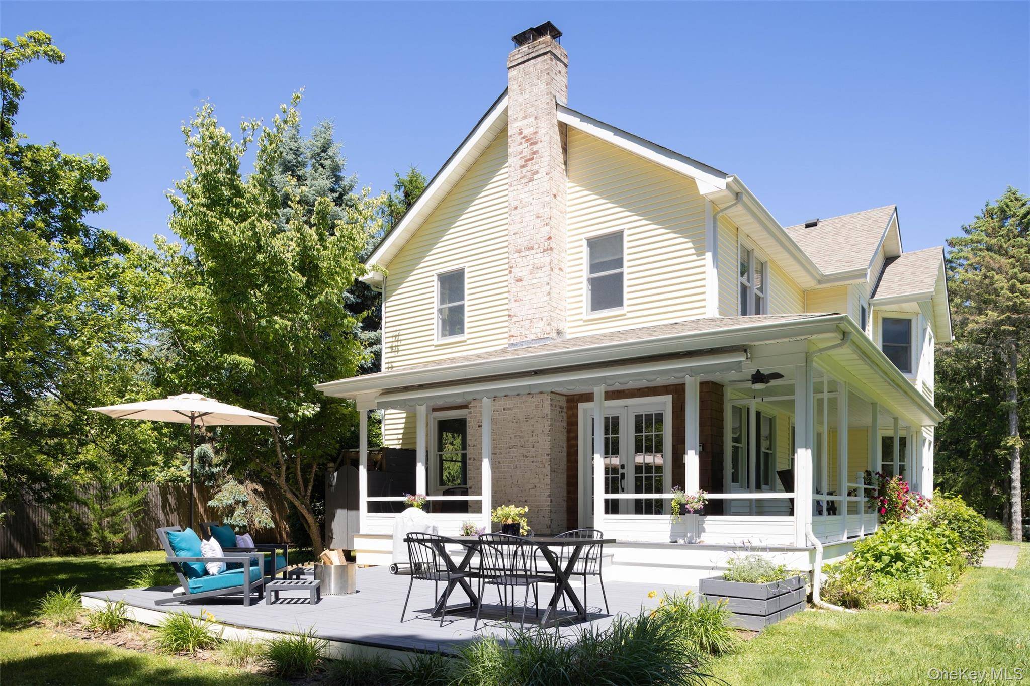 2700 Harbor LN, Cutchogue, NY 11935