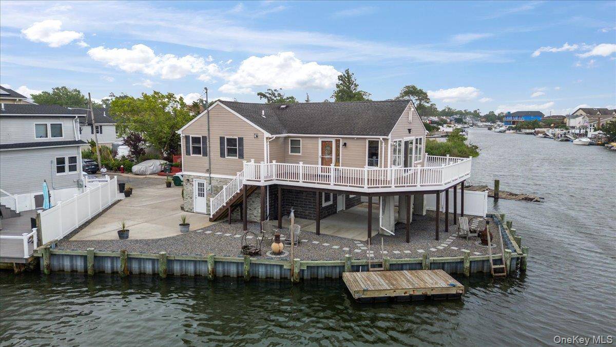 631 Lincoln ST, Baldwin, NY 11510