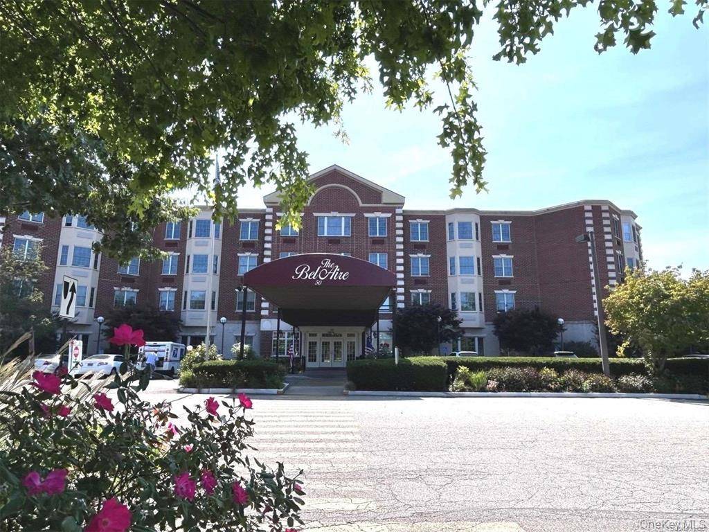 50 Merrick AVE #415, East Meadow, NY 11554