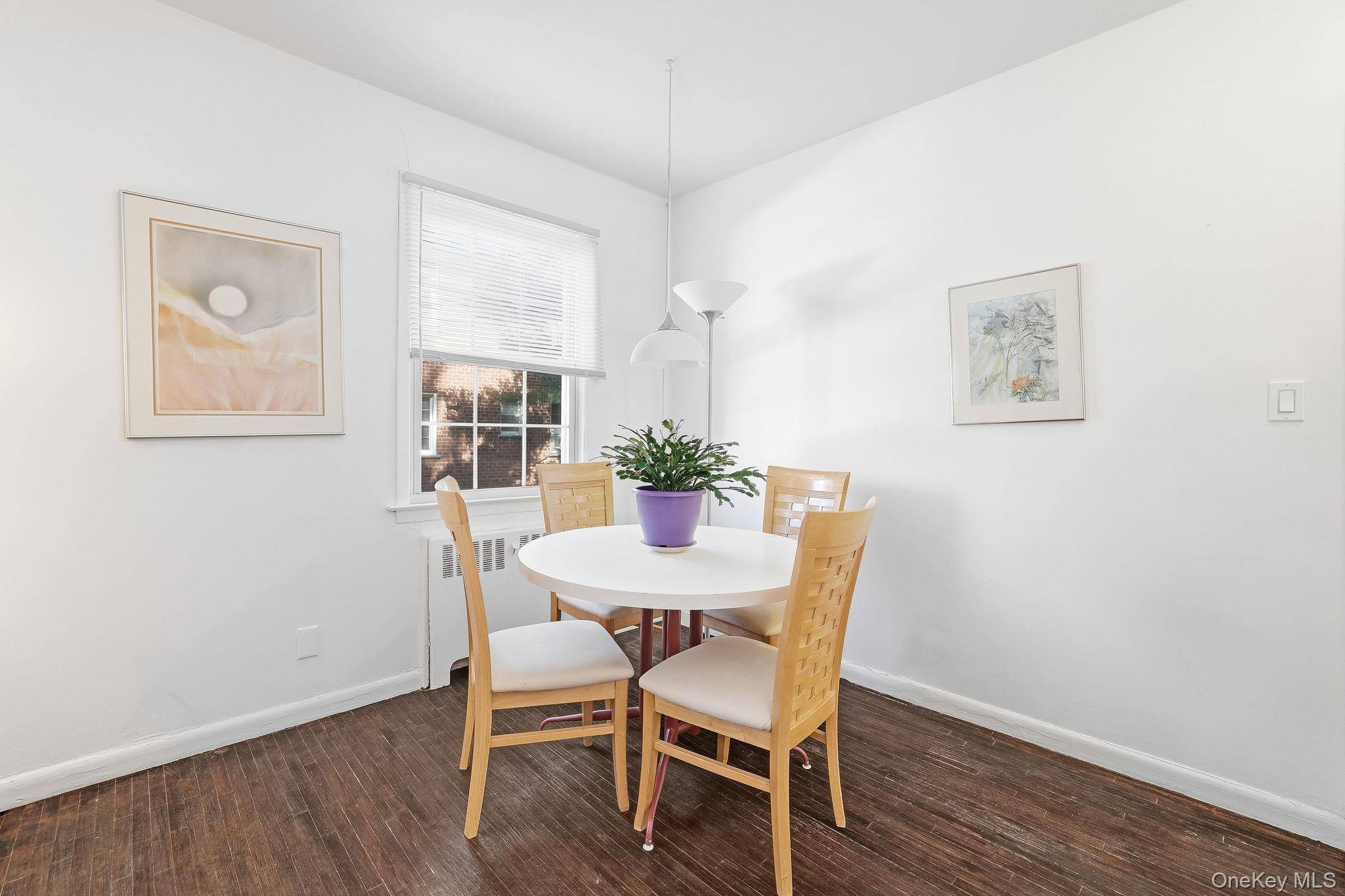 182 Pinewood RD #25, Hartsdale, NY 10530
