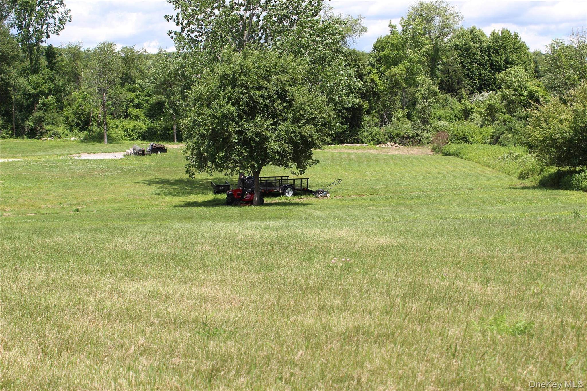 Country View RD, Millerton, NY 12546