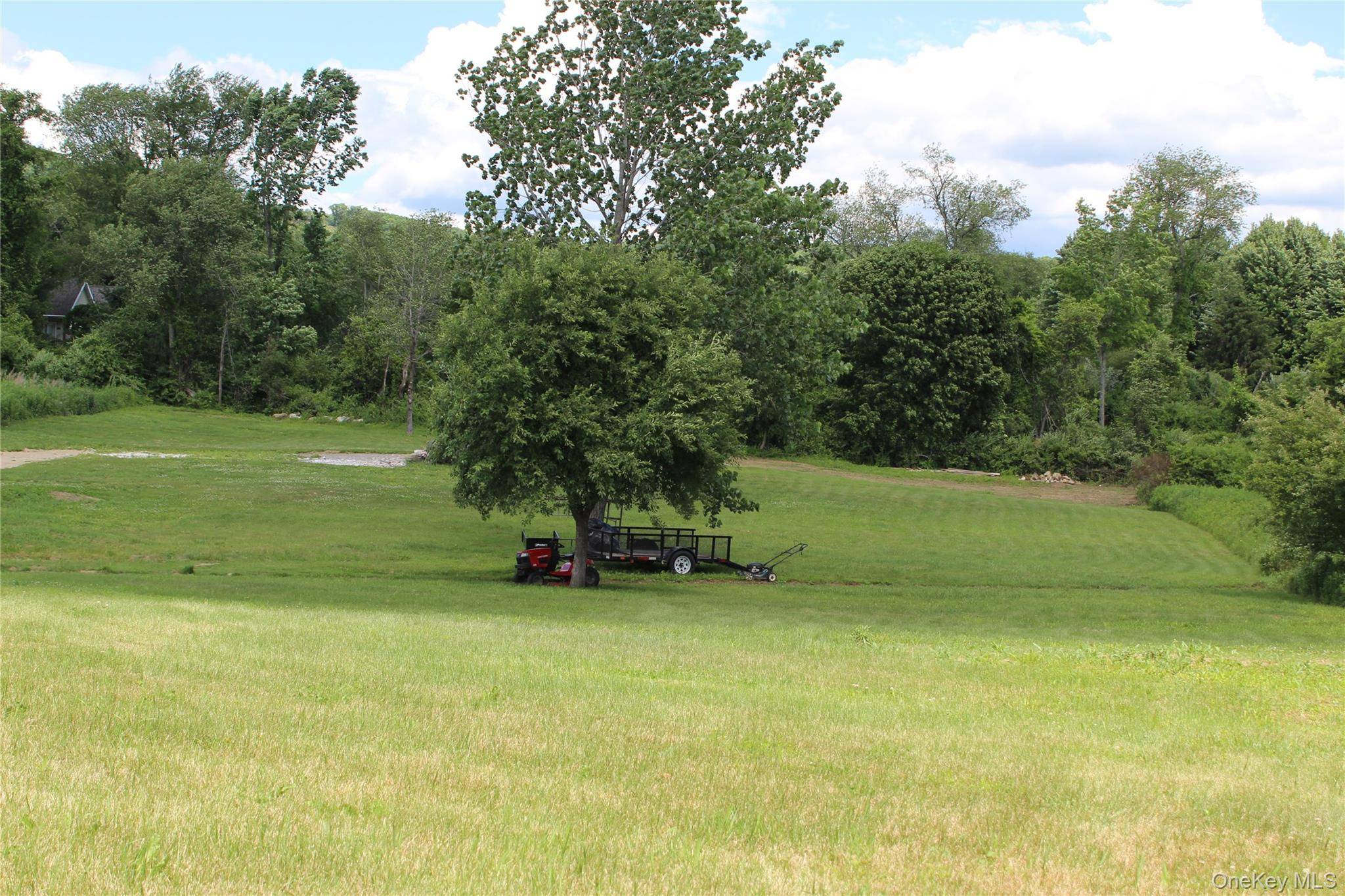 Country View RD, Millerton, NY 12546