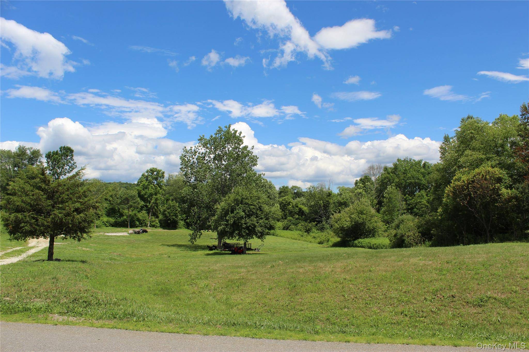 Country View RD, Millerton, NY 12546