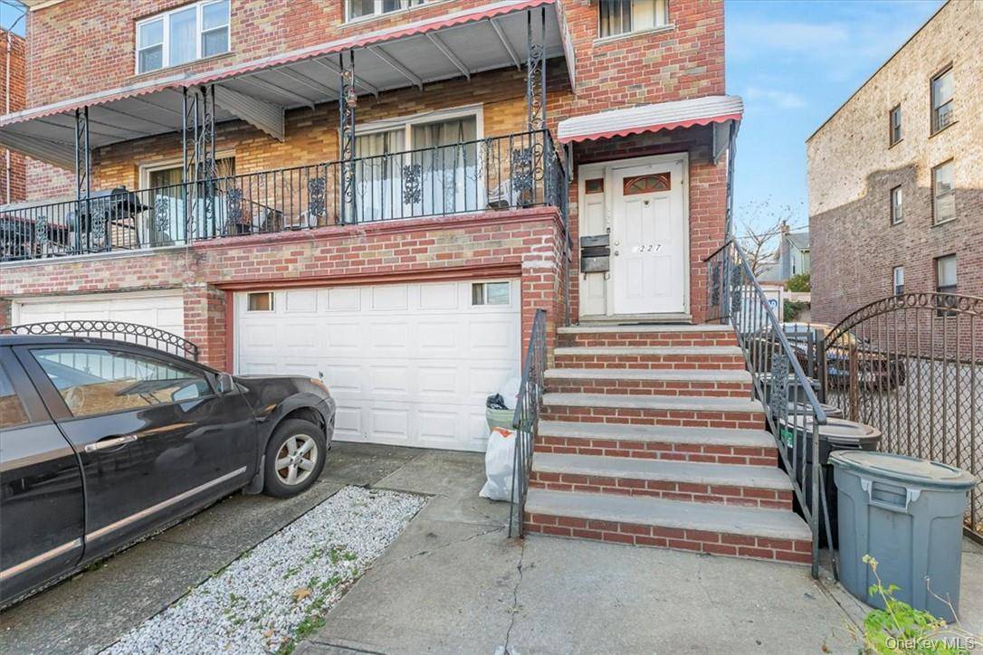 4227 Baychester AVE, Bronx, NY 10466