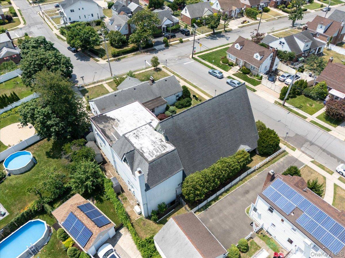 215 N Hillside AVE, Valley Stream, NY 11580