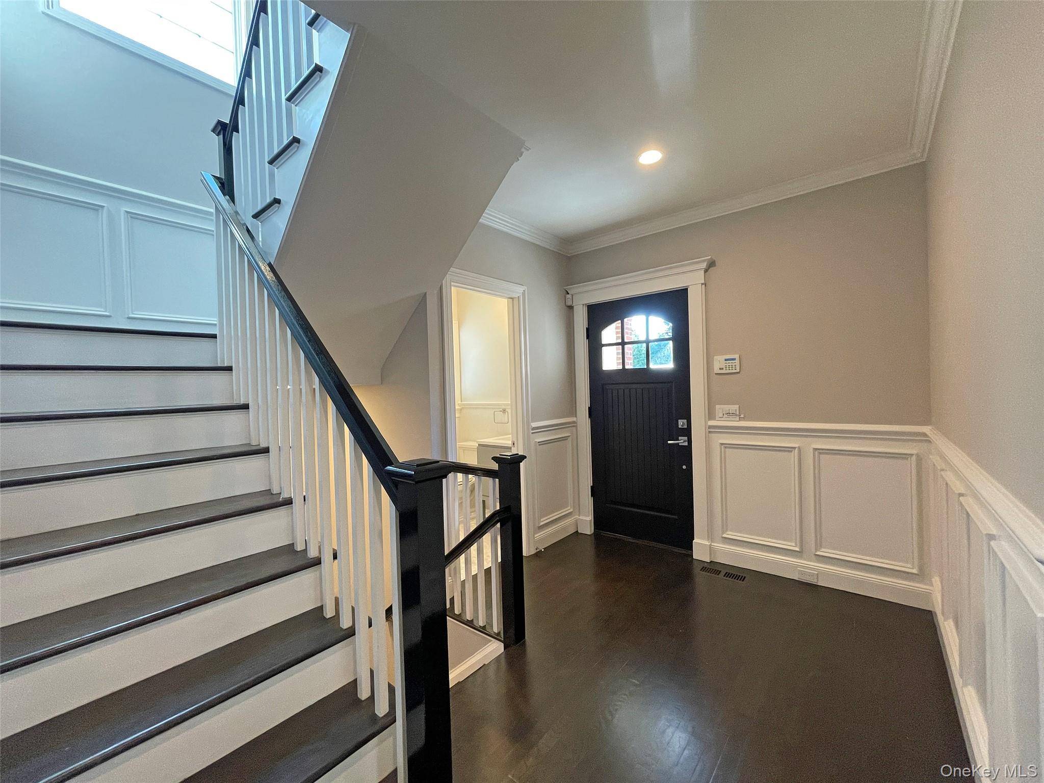 1019 Grove ST, Mamaroneck, NY 10543