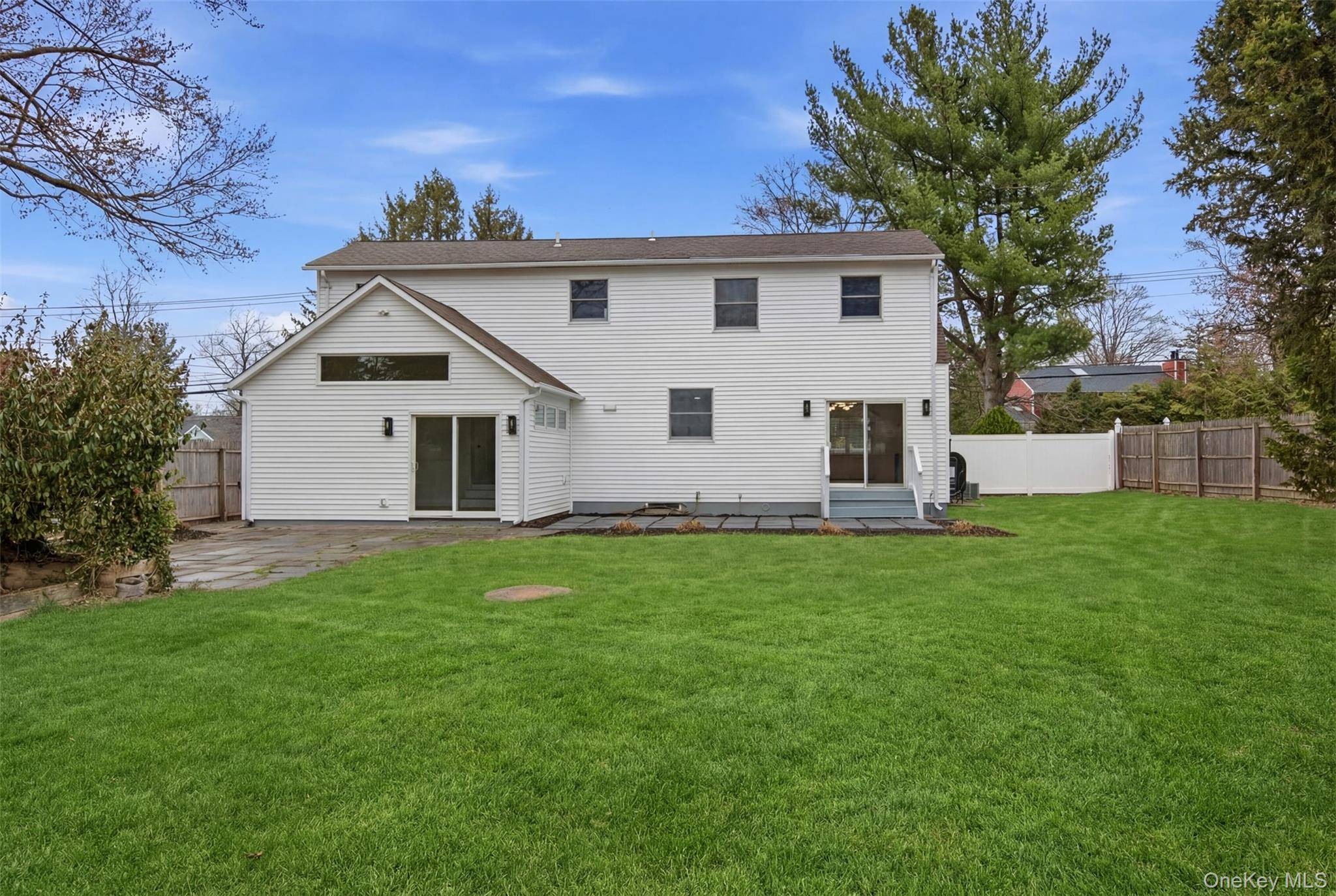 119 Catherine ST, East Northport, NY 11731