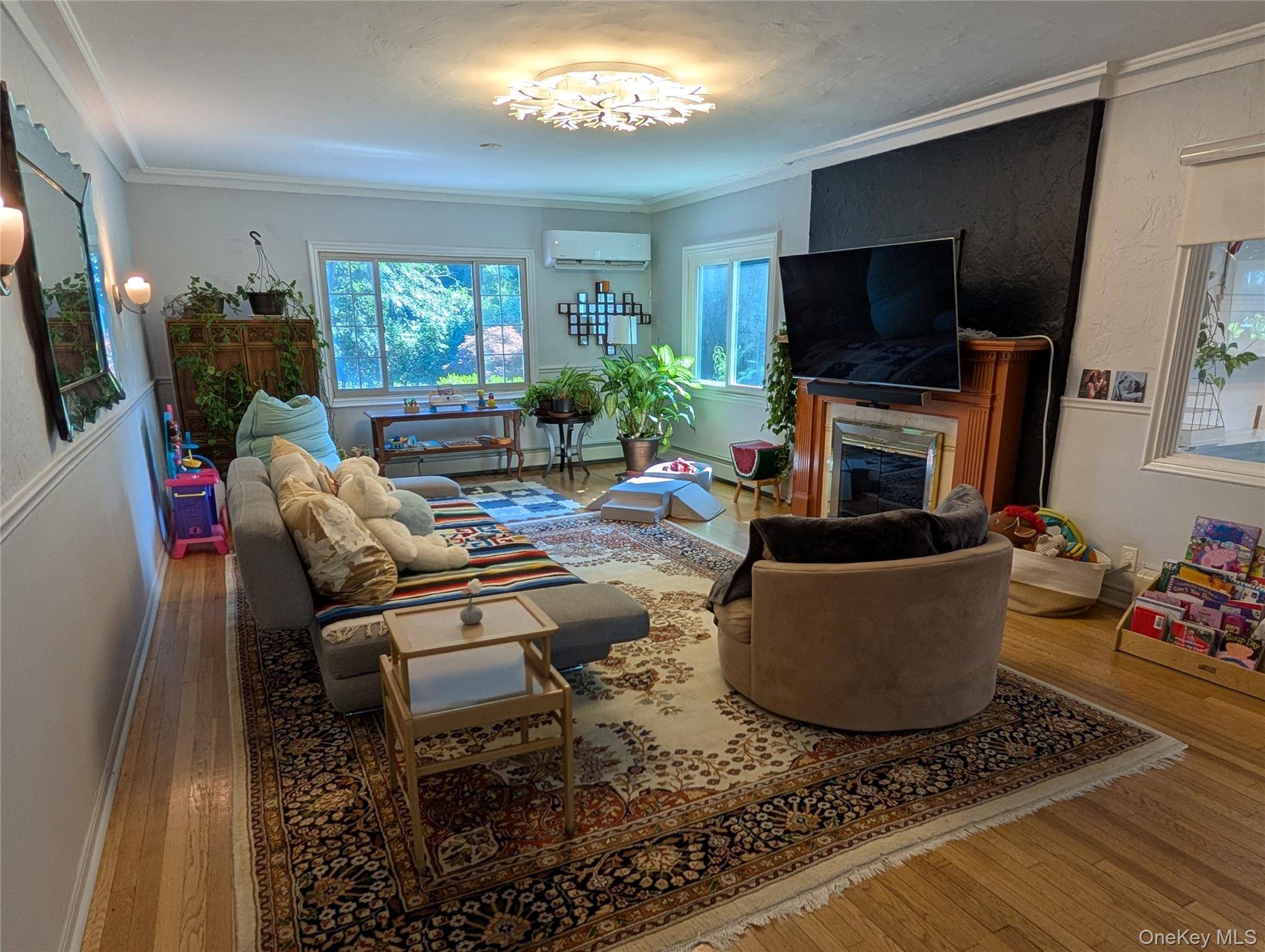 294 Lincoln AVE, New Rochelle, NY 10801