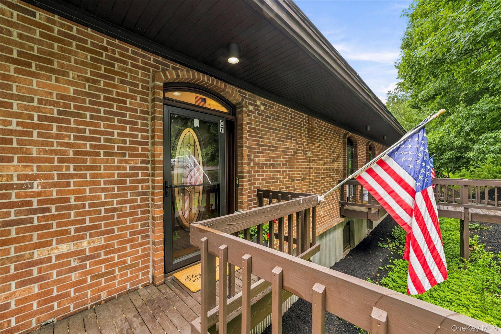 1 Beecher LN #C7, Peekskill, NY 10566