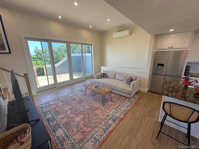 52 Lewis WALK, Cherry Grove, NY 11782