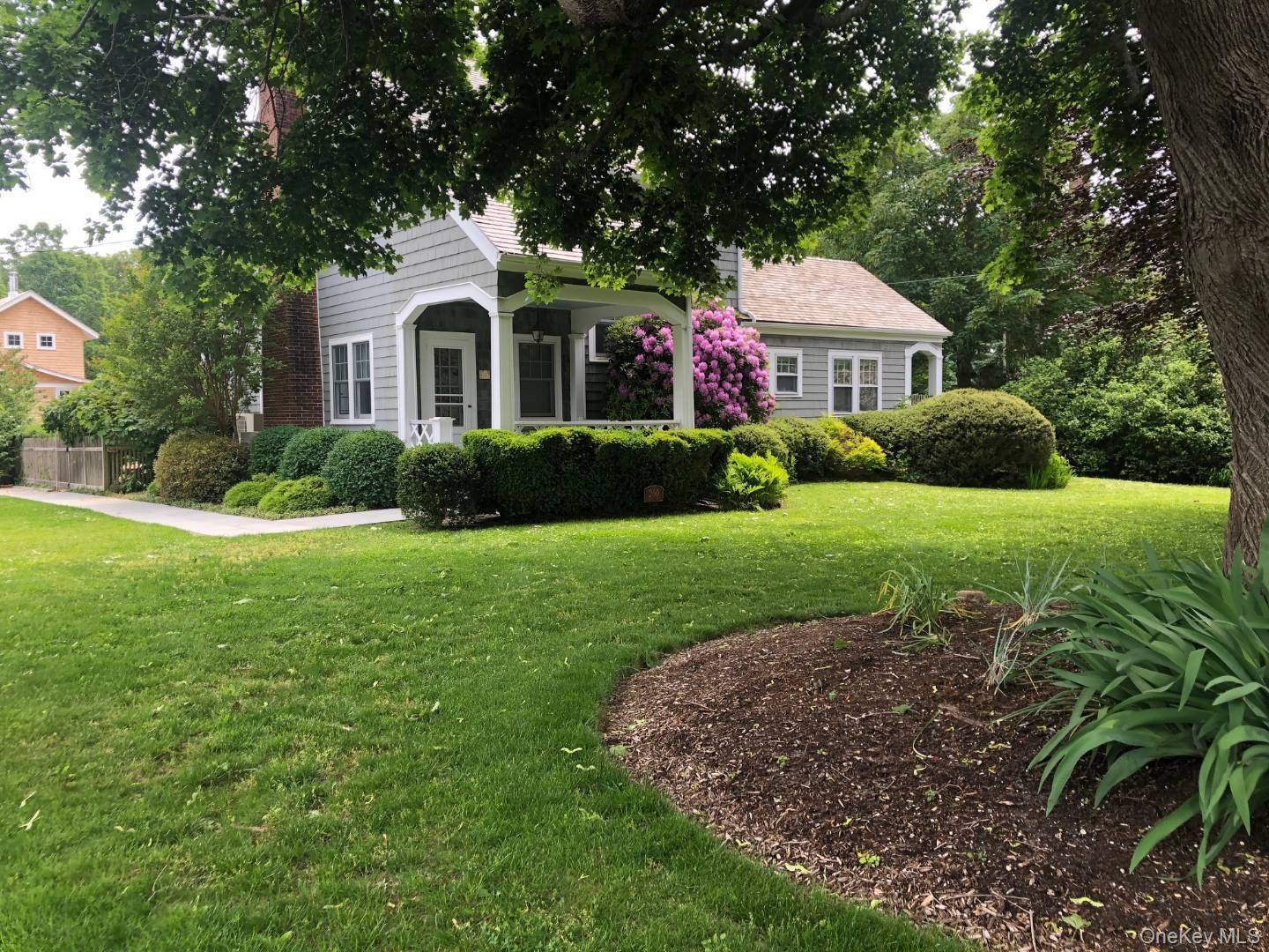 260 Orchard ST, Orient, NY 11957