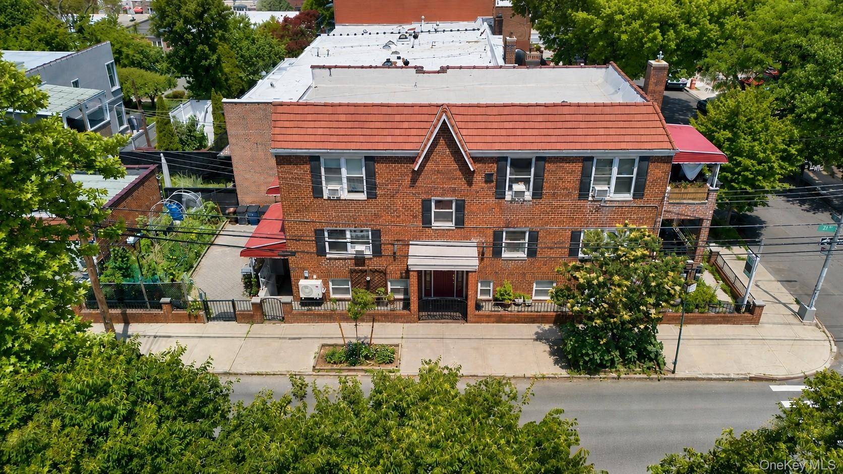 1855 21st DR, Astoria, NY 11105