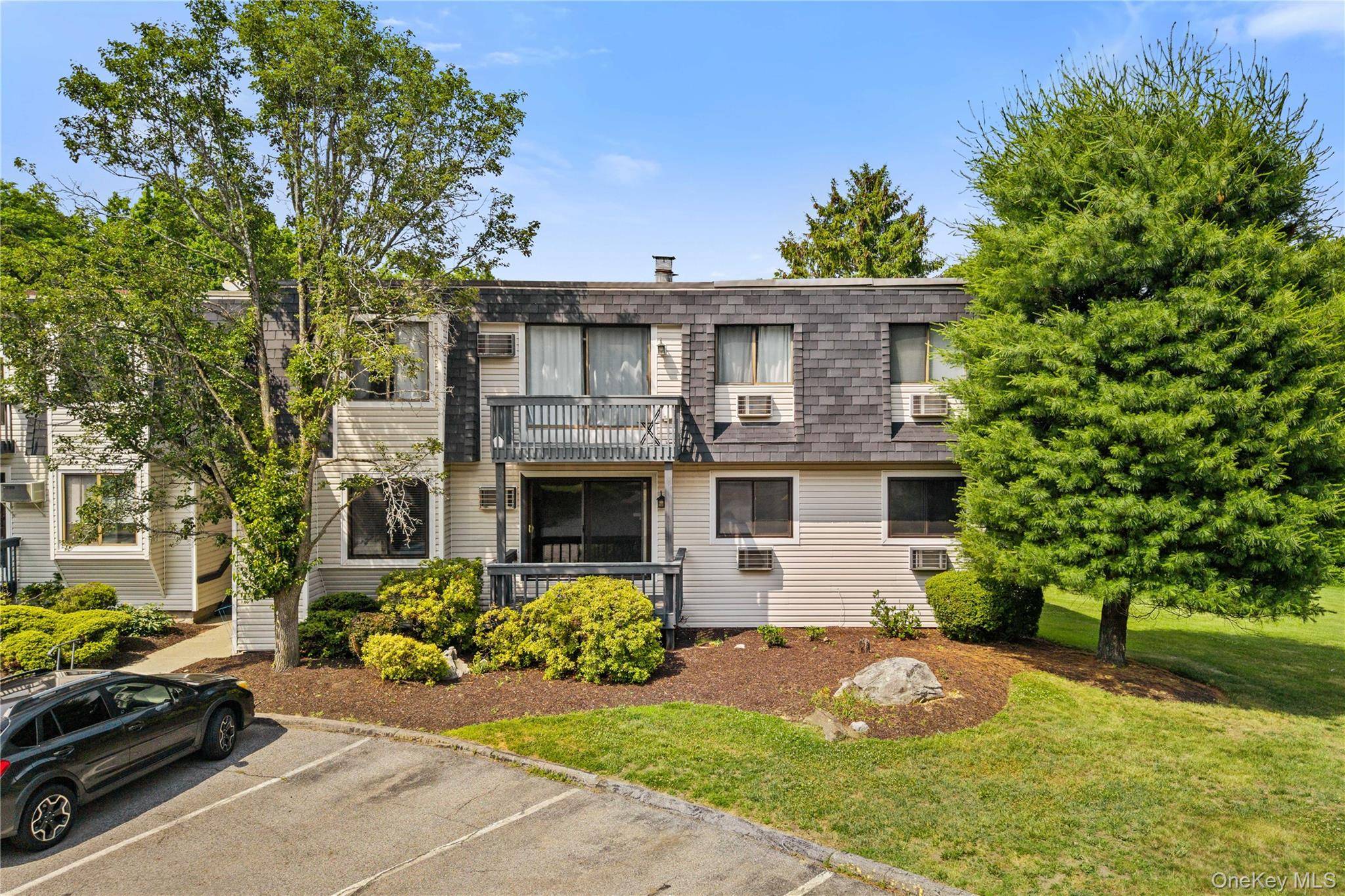 104 Drew LN, Carmel, NY 10512