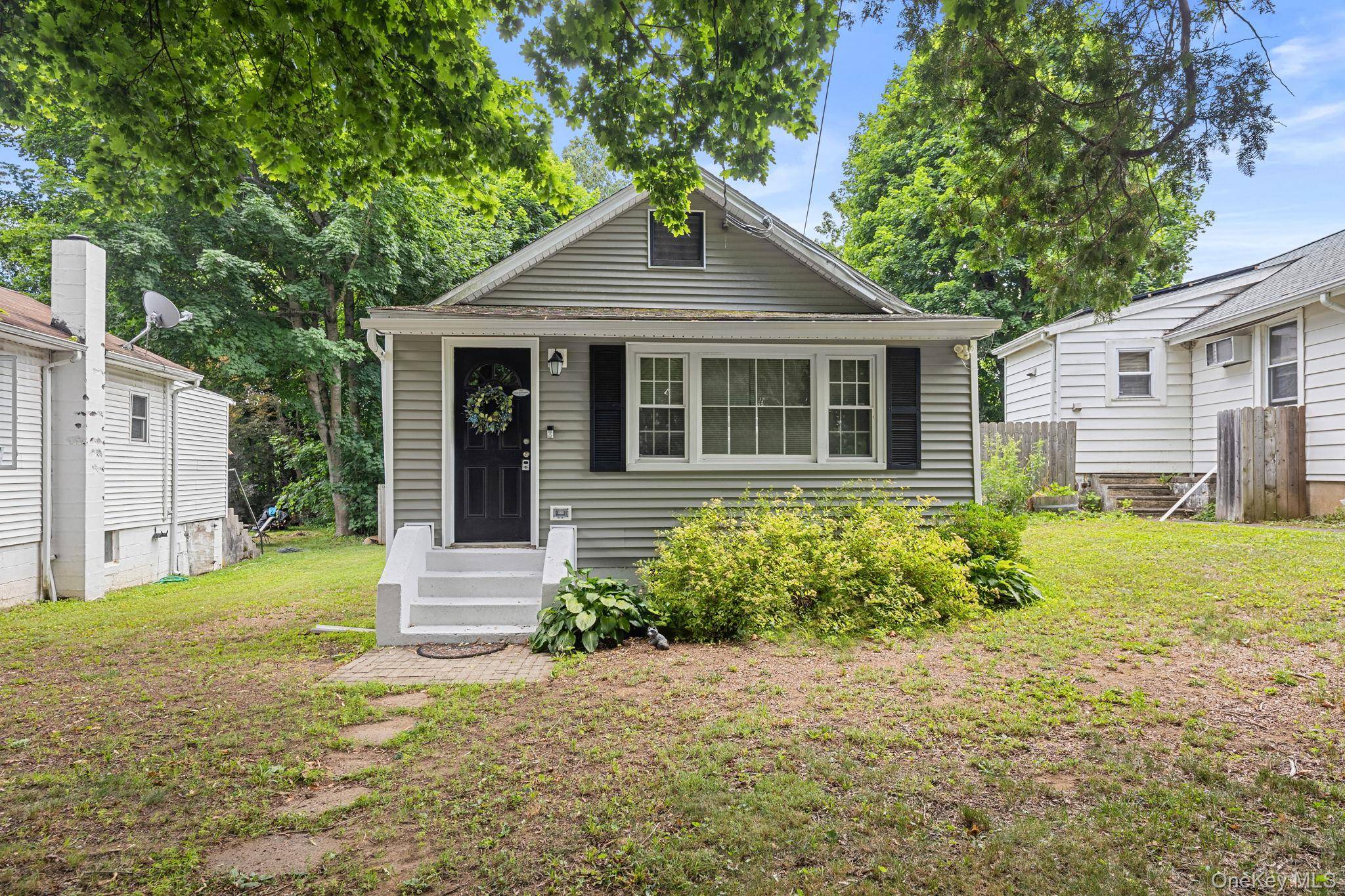 10 Batavia RD, Patterson, NY 12563