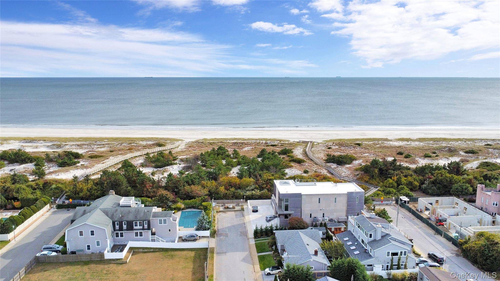 36 Prescott ST, Lido Beach, NY 11561